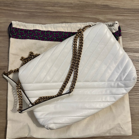 Tory Burch Convertible Chevron Shoulder Bag 🤍 - Picture 2 of 7